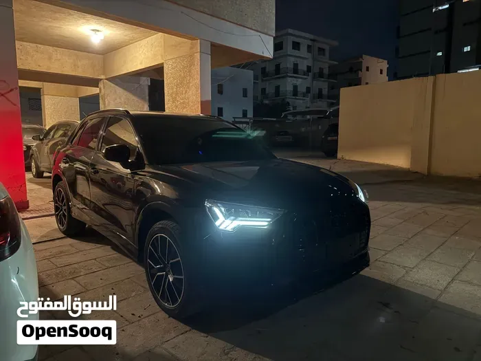 Audi Q3 2020 photo 2