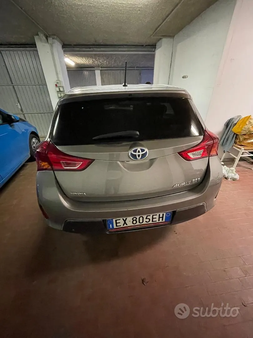 Toyota Auris 2014 photo 3