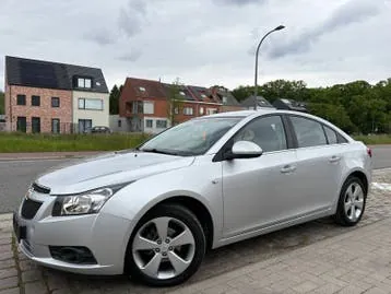 Chevrolet Cruze 2012 photo 3