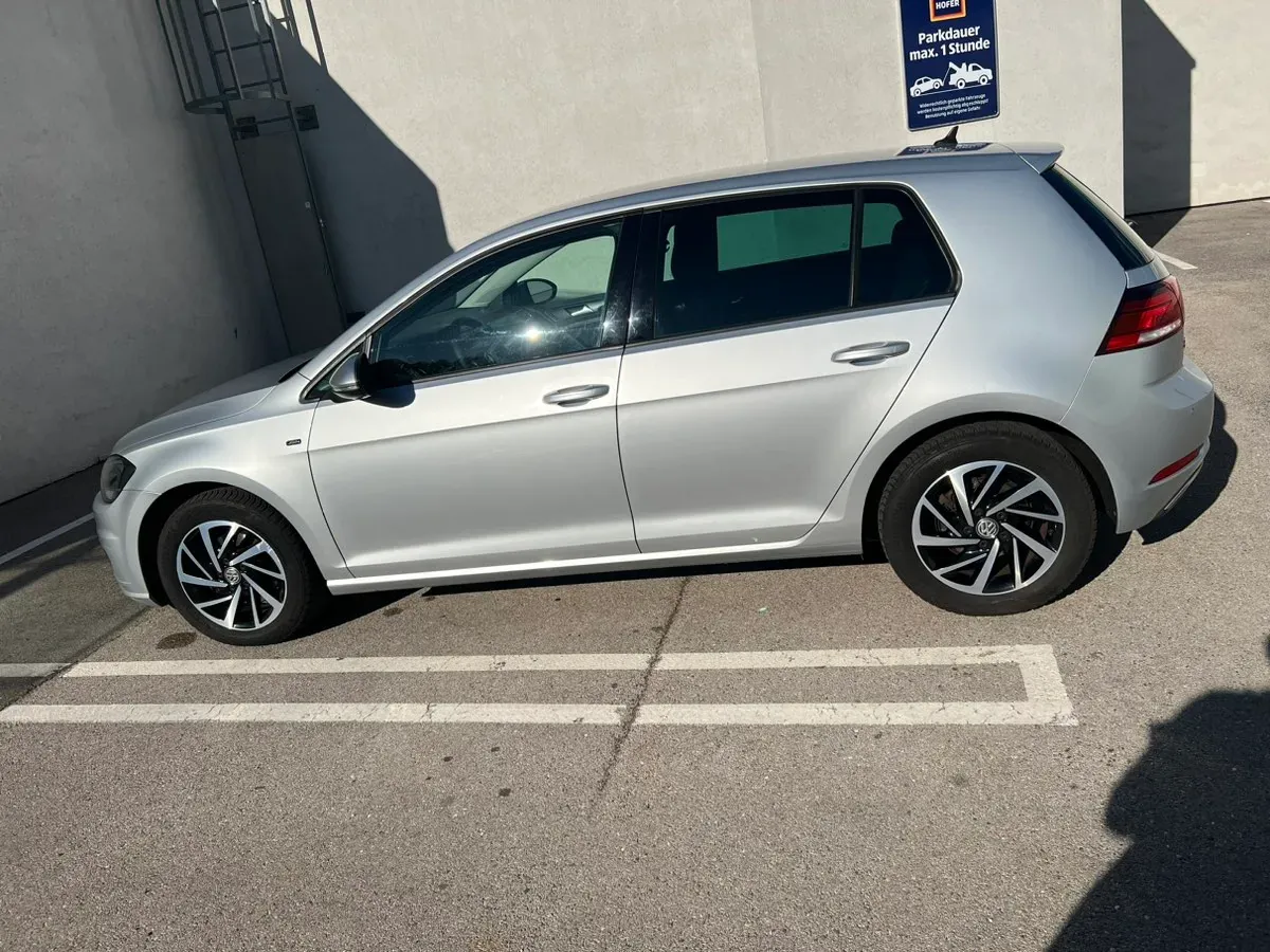 Volkswagen Golf 2019 photo 3