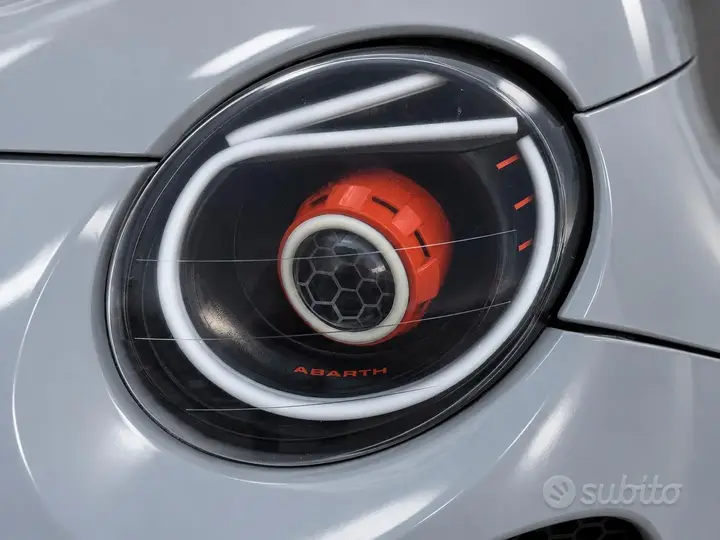 Abarth 595 2012 photo 3