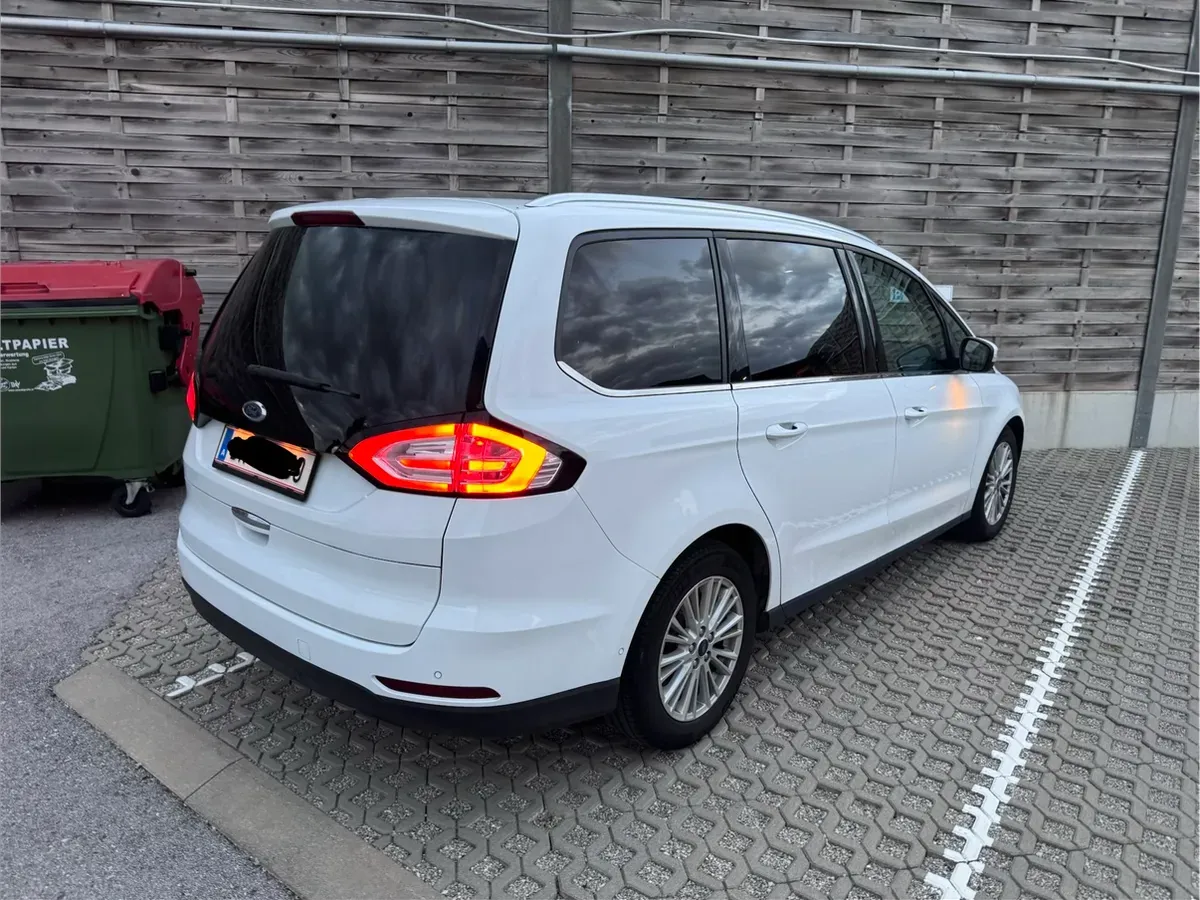 Ford Galaxy 2018 photo 2