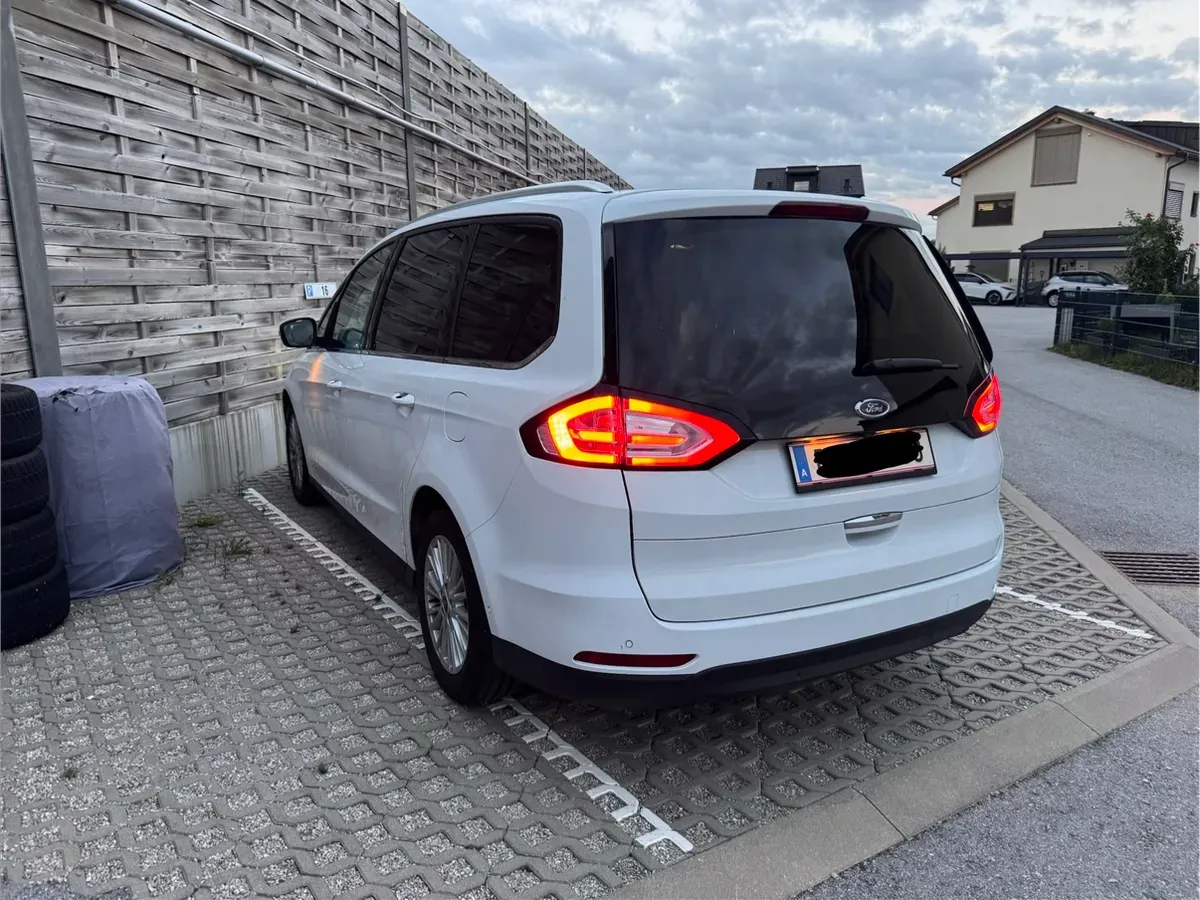 Ford Galaxy 2018 photo 3