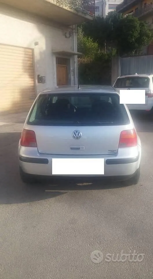 Volkswagen Golf 2001 photo 2