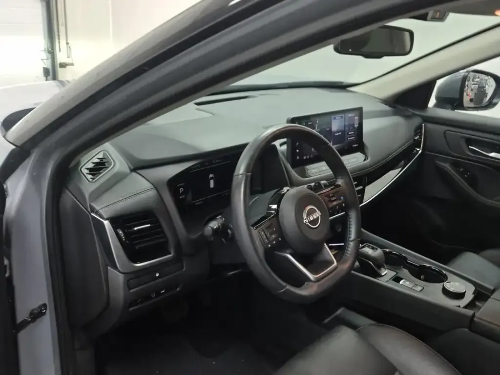 Nissan Rogue 2024 photo 2