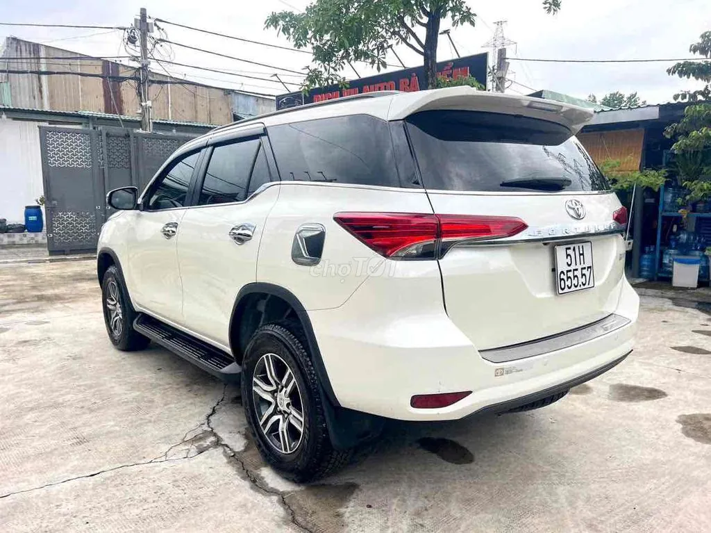 Toyota Fortuner 2020 photo 3