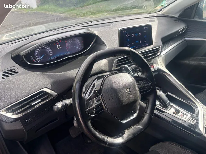 Peugeot 3008 2019 photo 5