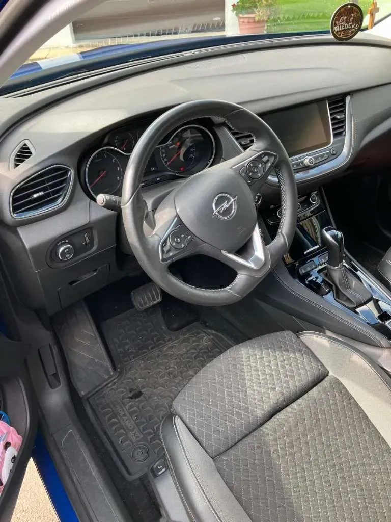 Opel Grandland X 2021 photo 3