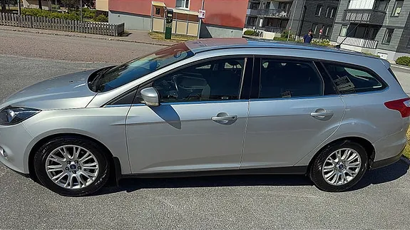 Ford Focus 2012 photo 5