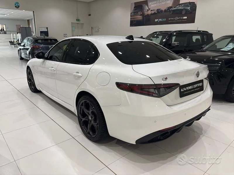 Alfa Romeo Giulia 2024 photo 3