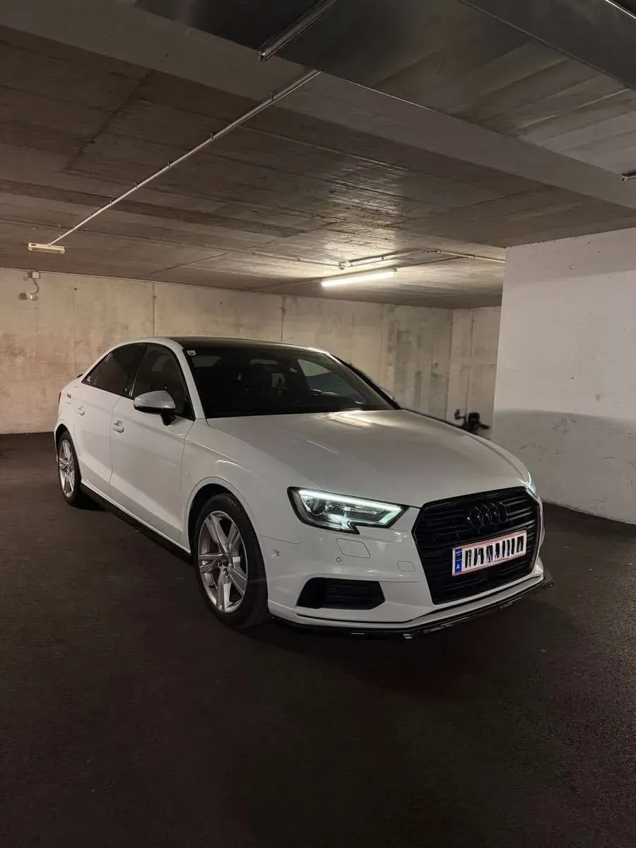 Audi A3 2018 photo 2