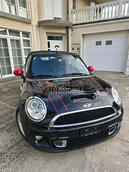 Mini Cooper S 2013 photo 2