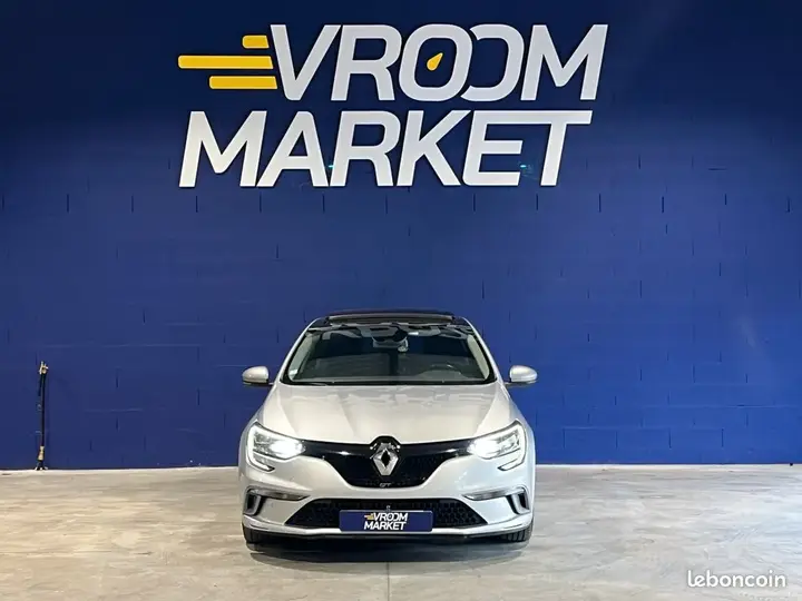 Renault Megane 2017 photo 2
