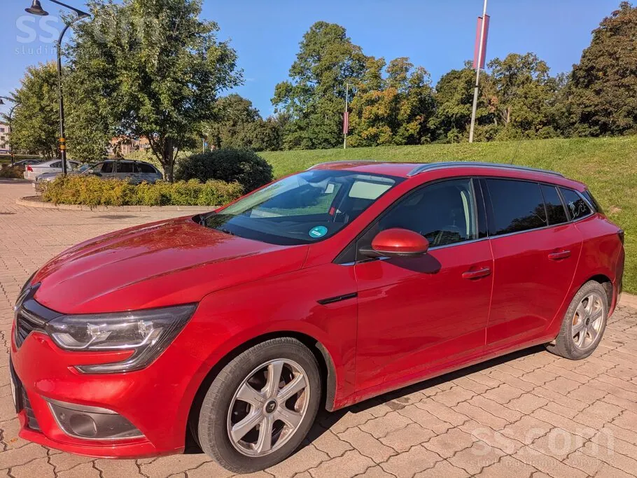 Renault Megane 2017 photo 2
