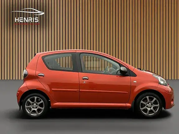 Toyota Aygo 2012 photo 4