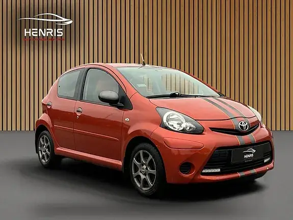 Toyota Aygo 2012 photo 2