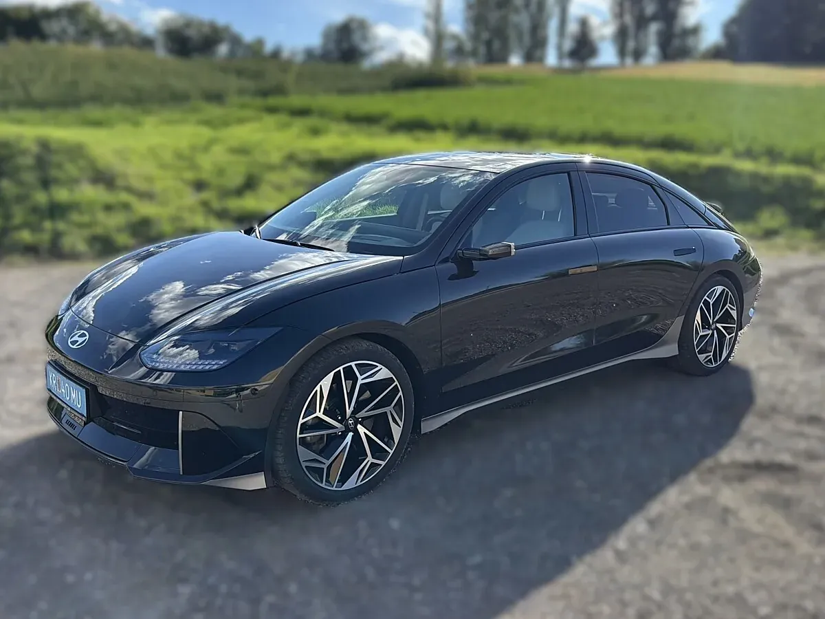 Hyundai Ioniq 6 2023 photo 2