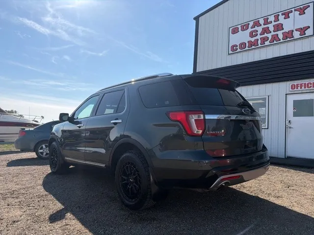 Ford Explorer 2016 photo 3