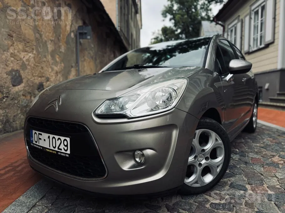 Citroen C3 2010 photo 3