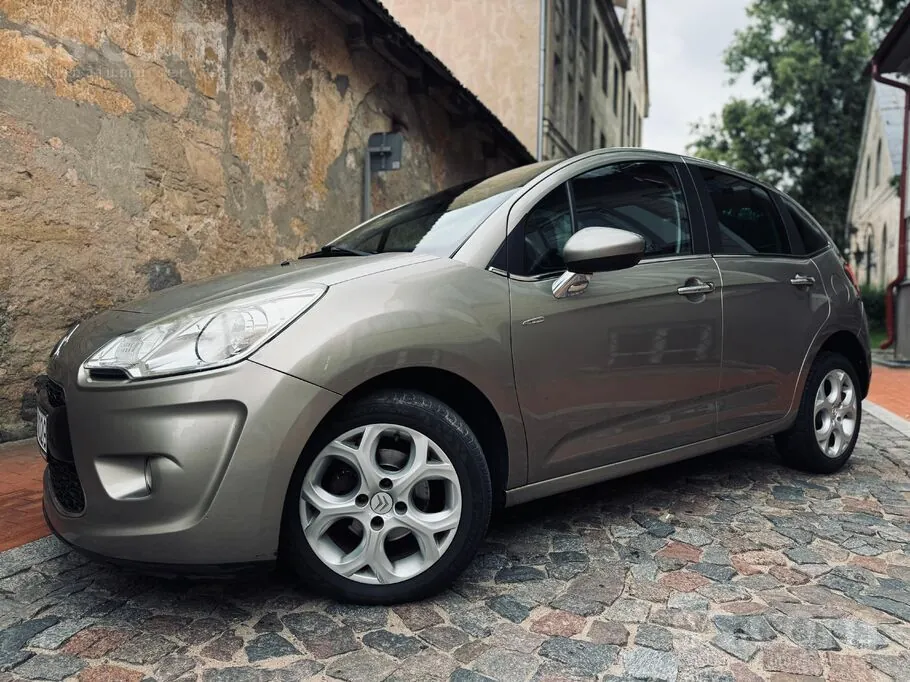 Citroen C3 2010 photo 4