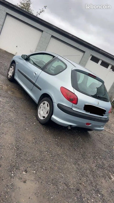 Peugeot 206 2005 photo 2