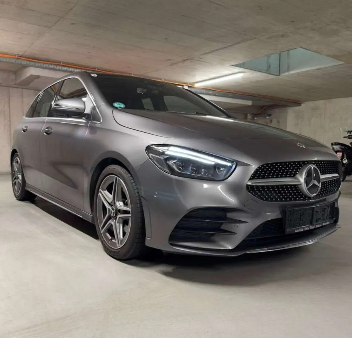 Mercedes-Benz B-Class 2019 photo 2