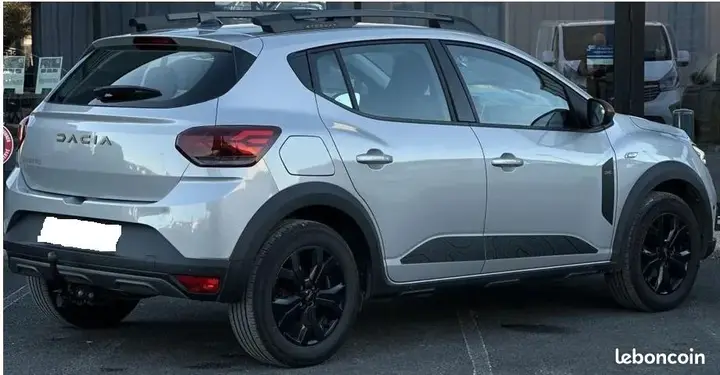 Dacia Sandero 2023 photo 3
