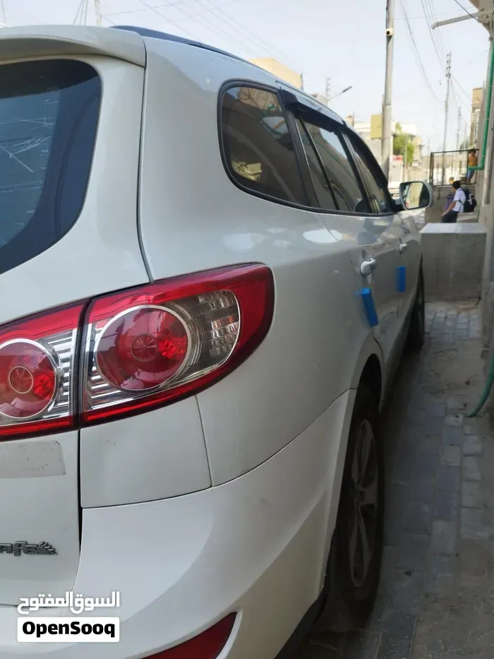 Hyundai Santa Fe 2012 photo 4