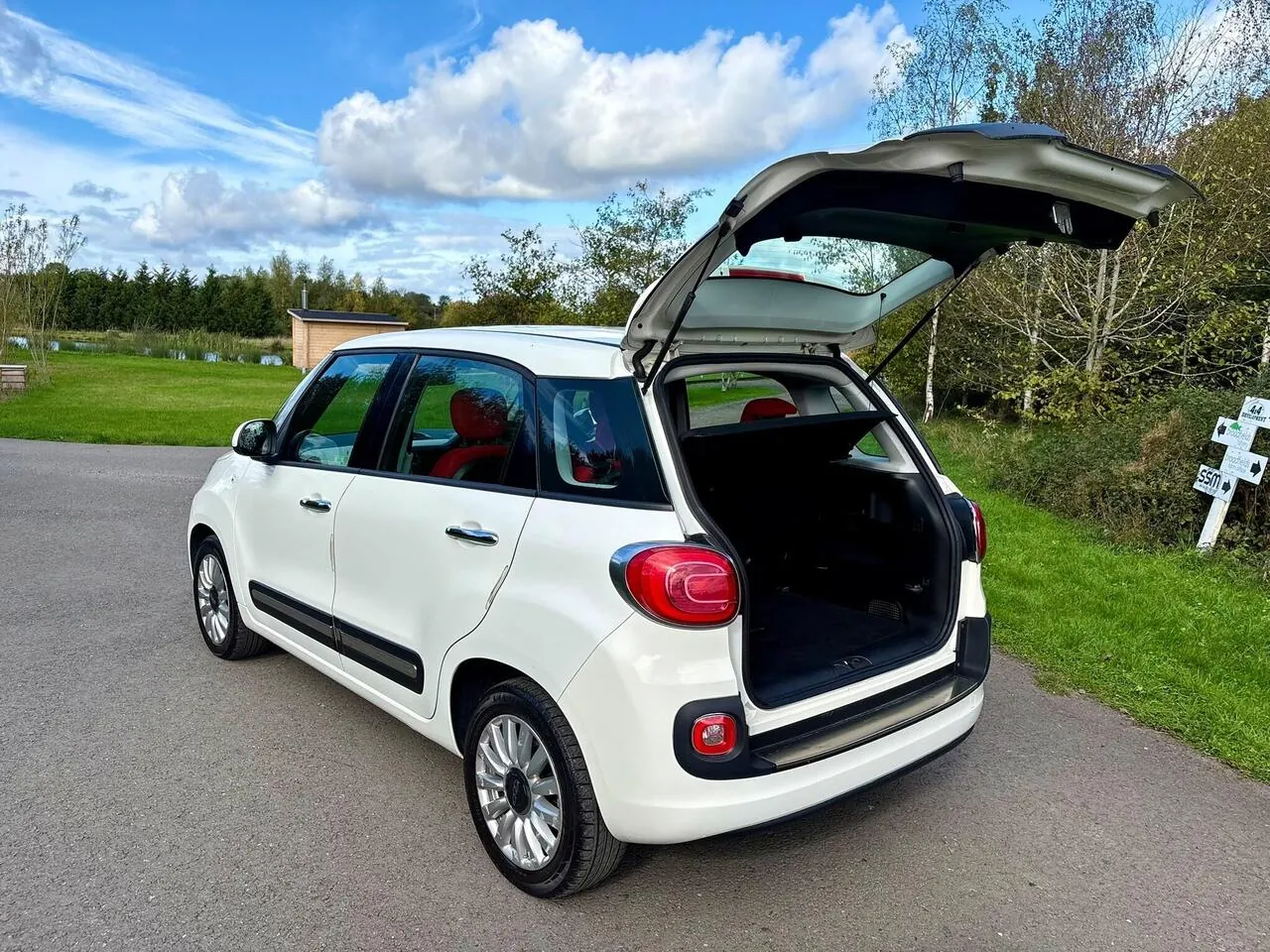 Fiat 500L 2013 photo 2