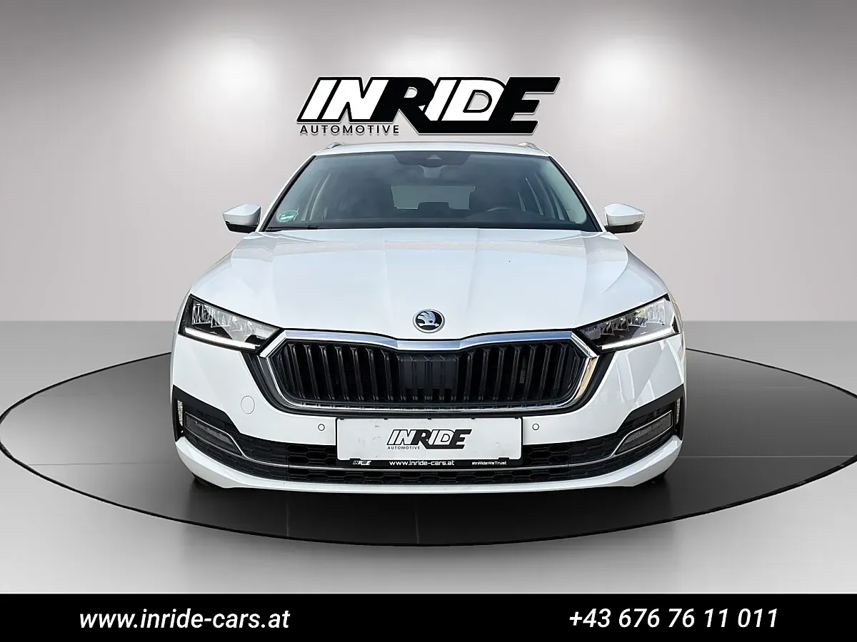 Skoda Octavia 2024 photo 3