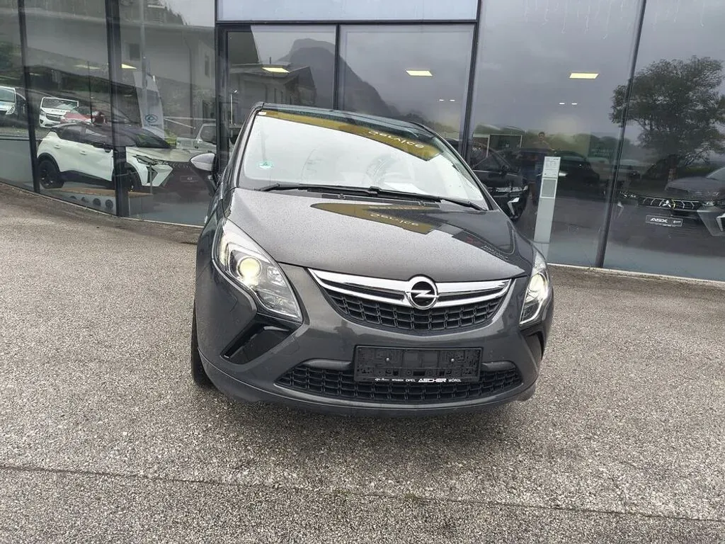 Opel Zafira 2015 photo 3