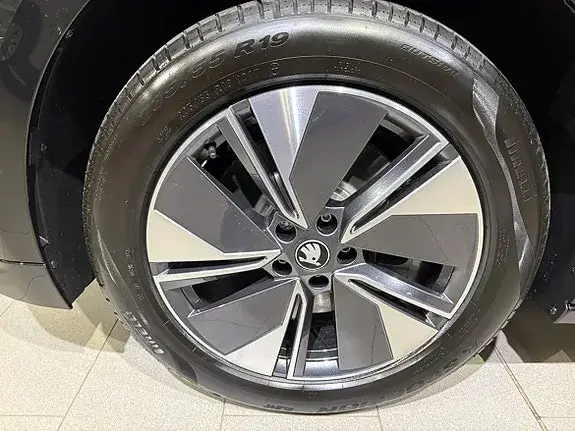 Skoda Enyaq 2027 photo 4