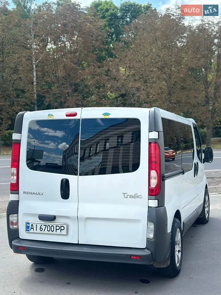 Renault Trafic 2007 photo 2