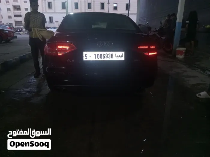 Audi A4 2008 photo 2