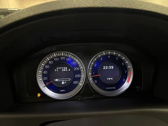 Volvo V70 2011 photo 3