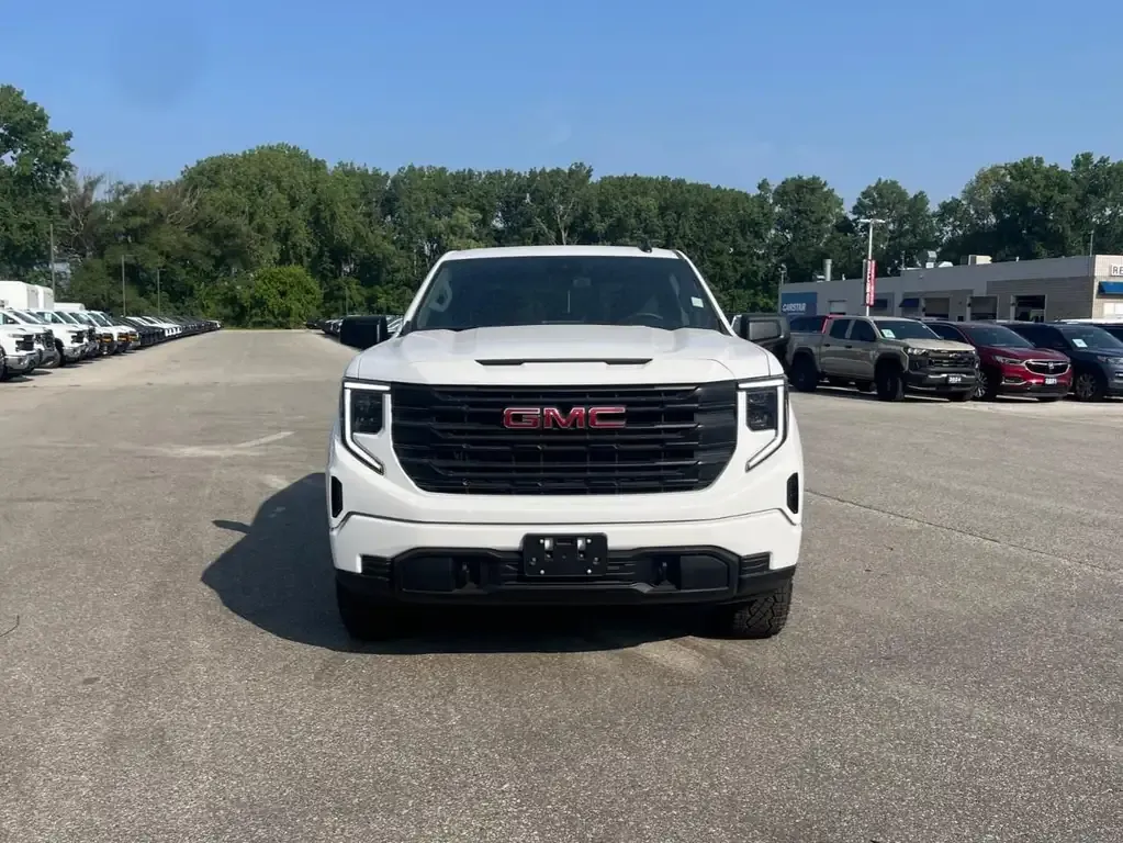 GMC Sierra 1500 2026 photo 2