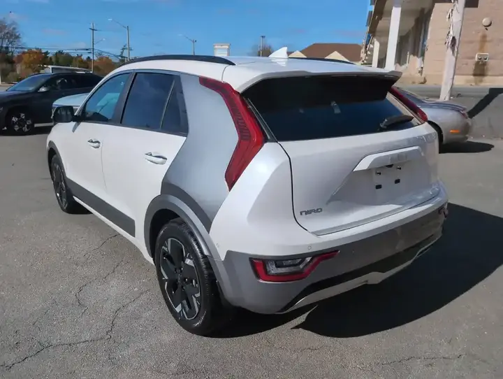 Kia Niro 2025 photo 3