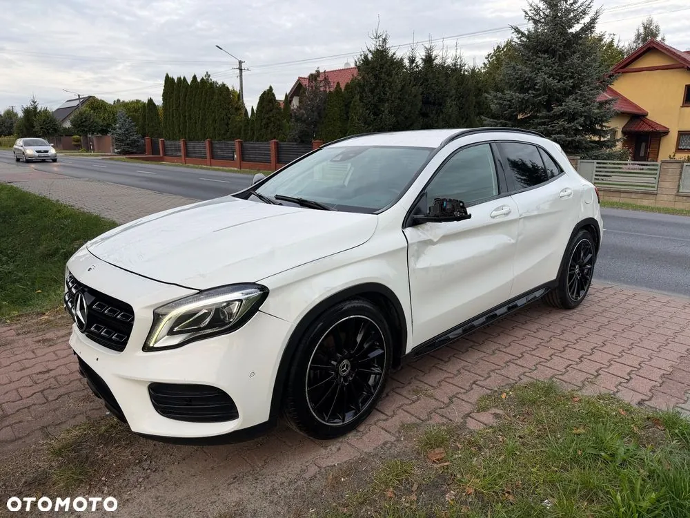 Mercedes-Benz Gla 2018 photo 2