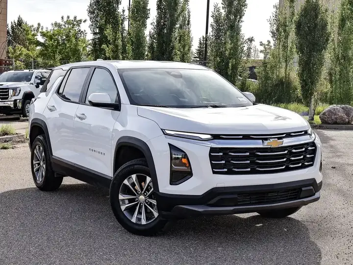 Chevrolet Equinox 2026 photo 2