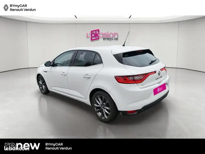 Renault Megane 2018 photo 3