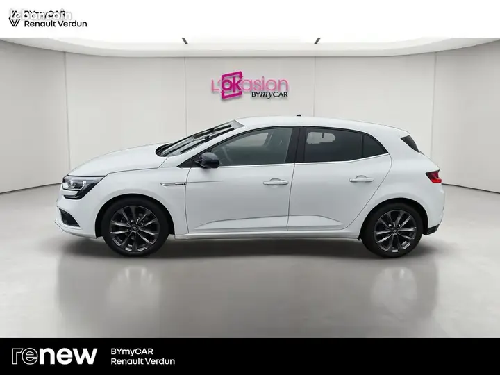 Renault Megane 2018 photo 2