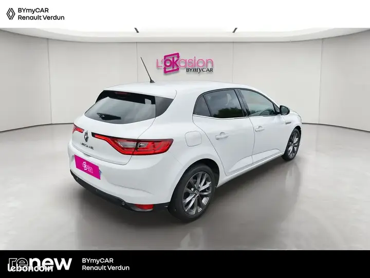 Renault Megane 2018 photo 5