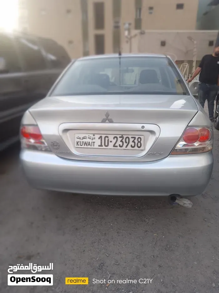 Mitsubishi Lancer 2010 photo 3