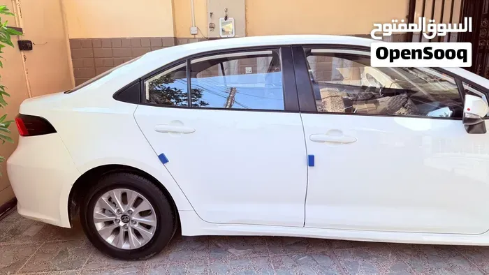 Toyota Corolla 2023 photo 2