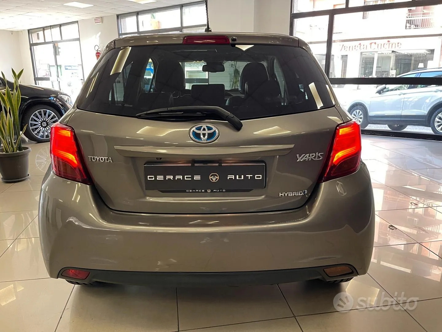Toyota Yaris 2015 photo 5