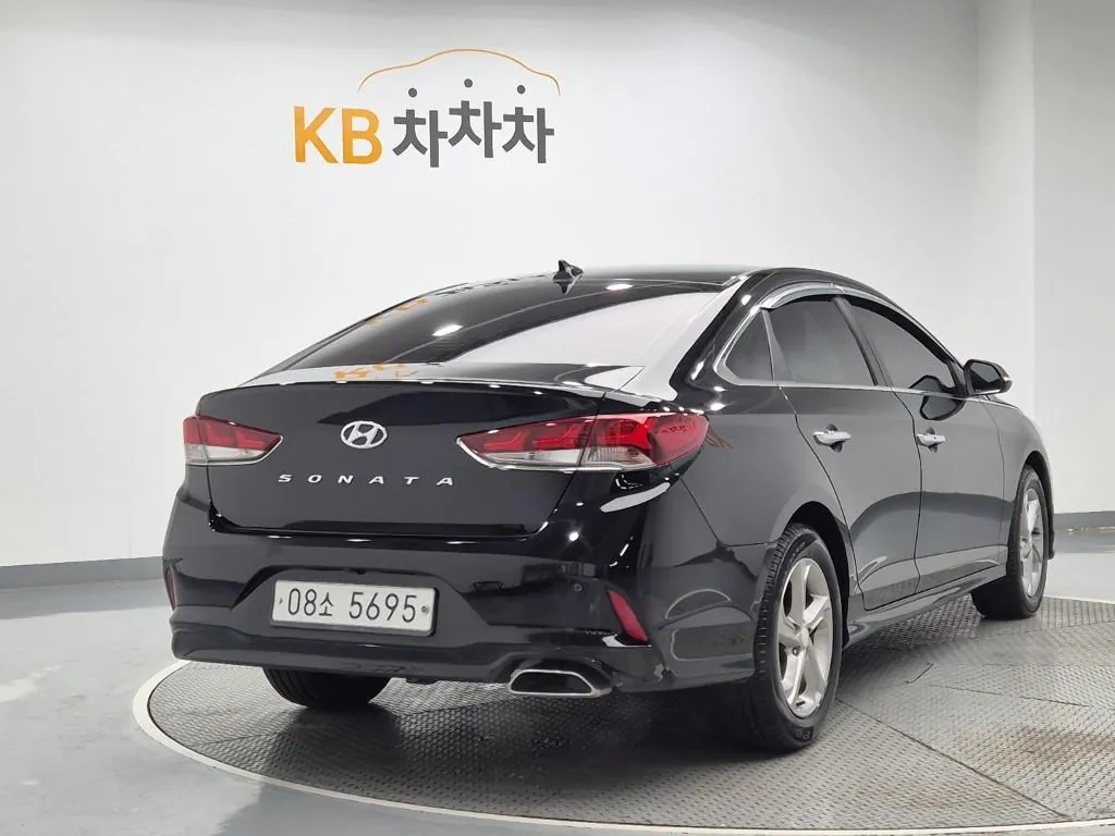 Hyundai Sonata 2018 photo 3