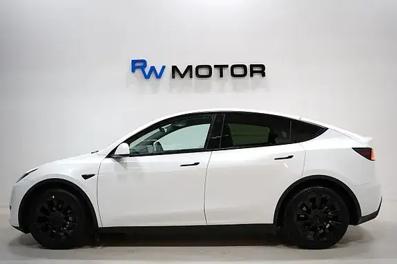 Tesla Model Y 2023 photo 5