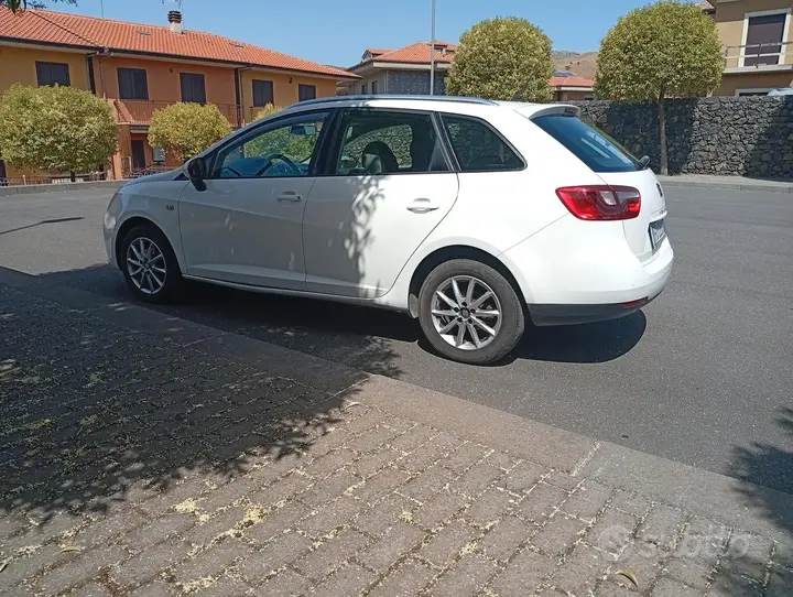 Seat Ibiza 2016 photo 5