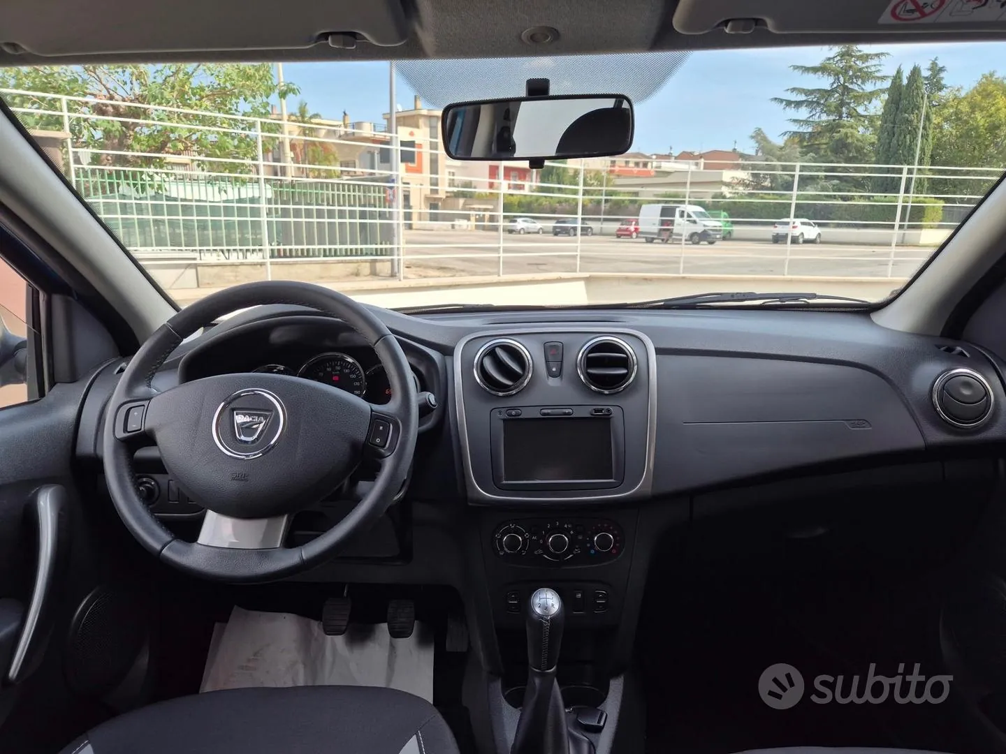 Dacia Sandero 2014 photo 2