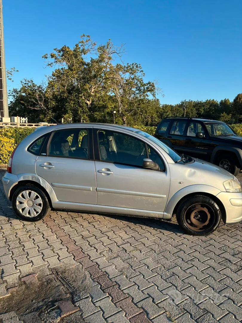 Citroen C3 2006 photo 2